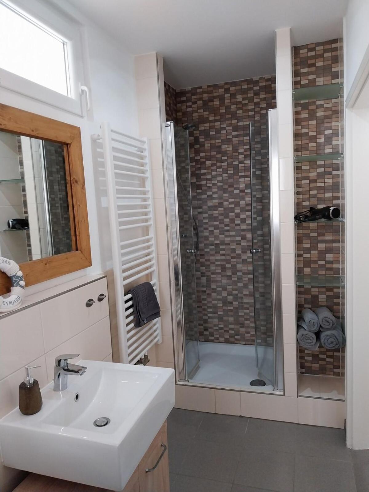 Bad Aibling City Apartment - Alpenblick מראה חיצוני תמונה