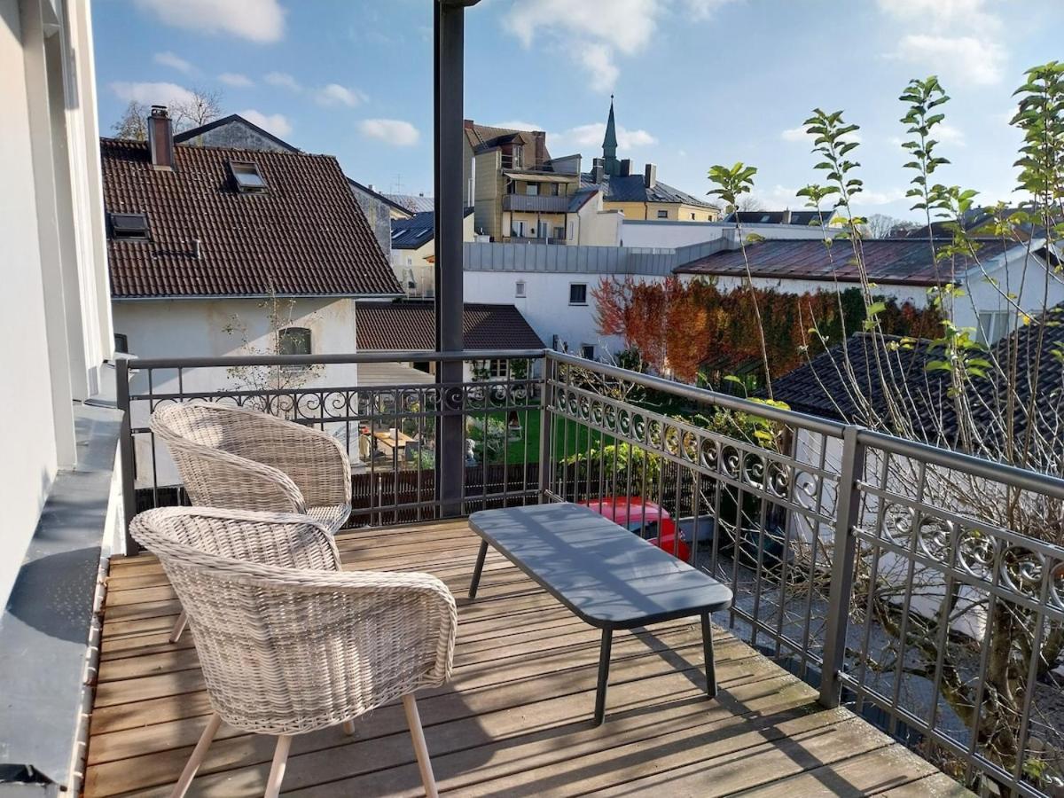 Bad Aibling City Apartment - Alpenblick מראה חיצוני תמונה
